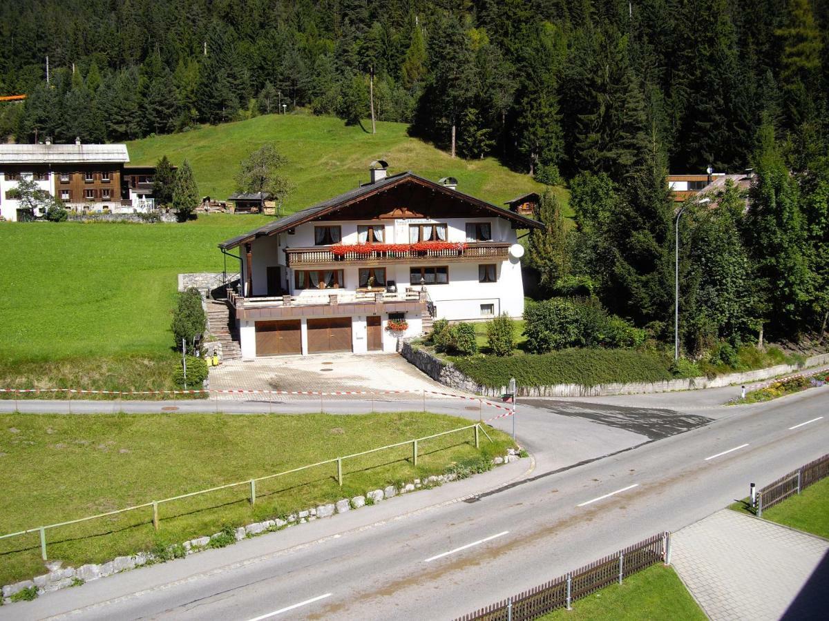 Pension Seeberger Wald am Arlberg Buitenkant foto