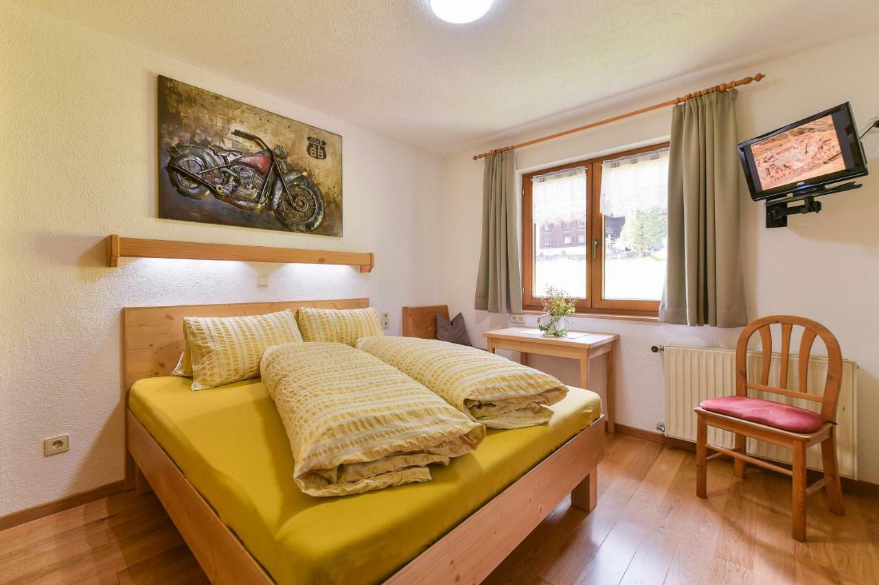 Pension Seeberger Wald am Arlberg Buitenkant foto